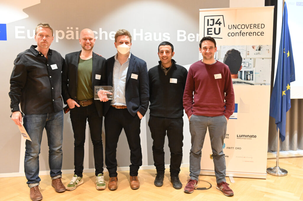 IMPACT award winners 2022 – Frontex Complicit in Pushbacks – the investigative team behind the story at UNCOVERED conference in Berlin (photo: ECPMF / Andreas Lamm)